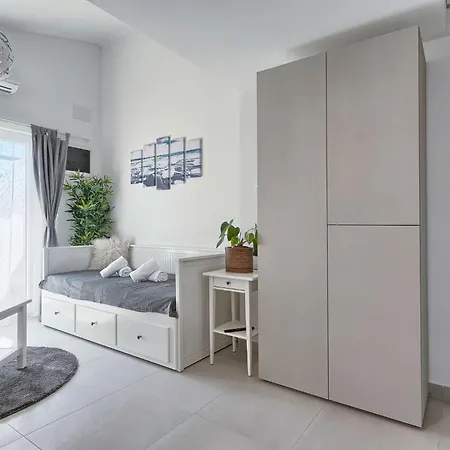 La Mer-3 By Interhome Pula
