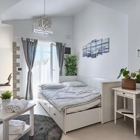 La Mer-3 By Interhome *