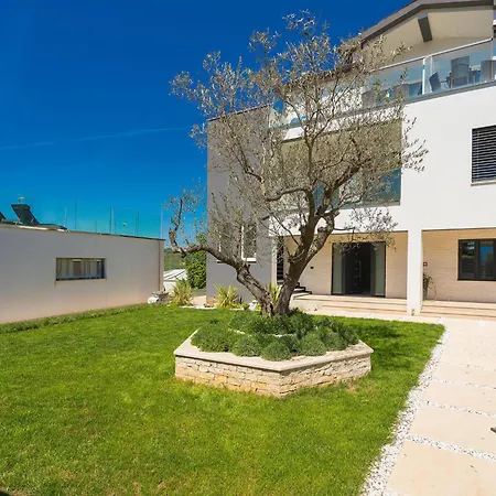Apartment La Mer-3 By Interhome *